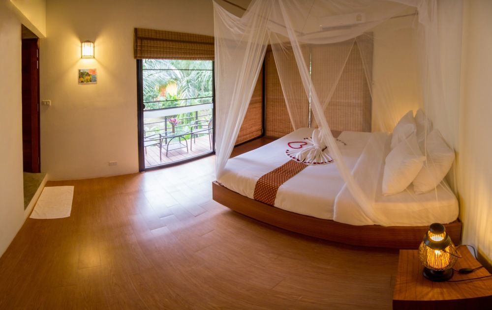 Anurak Community Lodge Phanom Bagian luar foto